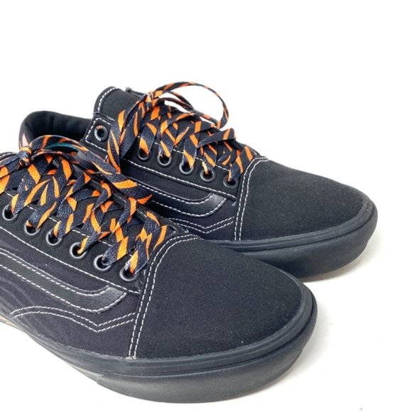 VANS ComfyCush Old Skool Canvas Black Orange Low Shoes Skate For Men VN0A5DYC9KH - Picture 4 of 9